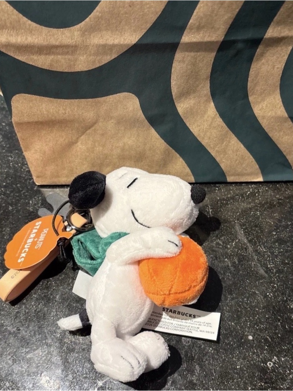Starbucks Snoopy Plush Dog Toy Keychain - White, Black, Green, Orange new
